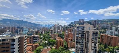 Apartamento en venta en Lalinde, Medellín · foto 2 de 17