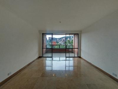 Apartamento en arriendo en Provenza, Medellín · foto 4 de 20