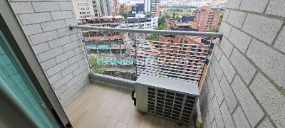 Apartamento en venta en Oviedo, Medellín · foto 4 de 11