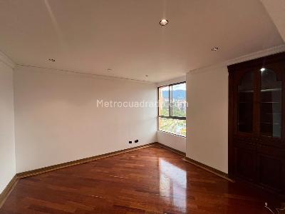 Apartamento de 3 alcobas en arriendo en Los Balsos, Medellín, 226 m² · foto 12 de 20