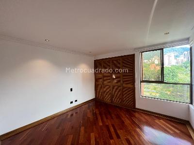 Apartamento de 3 alcobas en arriendo en Los Balsos, Medellín, 226 m² · foto 16 de 20