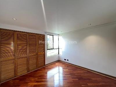 Apartamento de 3 alcobas en arriendo en Los Balsos, Medellín, 226 m² · foto 17 de 20