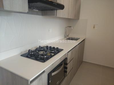 Apartamento en venta en Itagui, Itagüí · foto 3 de 18