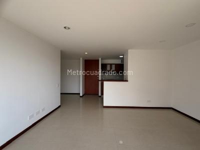 Apartamento de 2 alcobas en venta en Lalinde, Medellín, 68 m² · foto 6 de 12