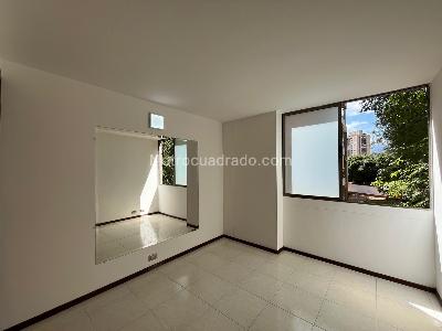 Apartamento de 3 alcobas en arriendo en Castropol, Medellín, 120 m² · foto 8 de 20
