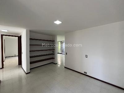 Apartamento de 3 alcobas en arriendo en Castropol, Medellín, 120 m² · foto 9 de 20