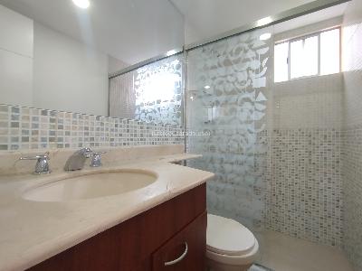Apartamento en arriendo en Los Balsos, Medellín · foto 9 de 20