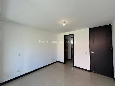 Apartamento de 1 alcoba en arriendo en Los Balsos, Medellín, 55 m² · foto 10 de 15