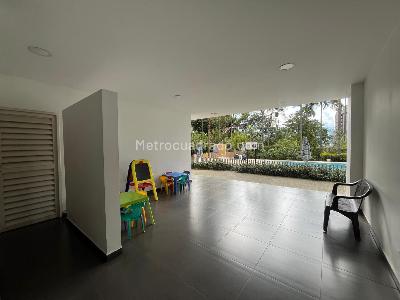 Apartamento de 1 alcoba en arriendo en Los Balsos, Medellín, 55 m² · foto 13 de 15