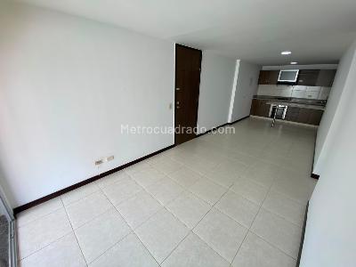 Apartamento de 3 alcobas en venta en San Jose, Sabaneta, 73 m² · foto 5 de 20
