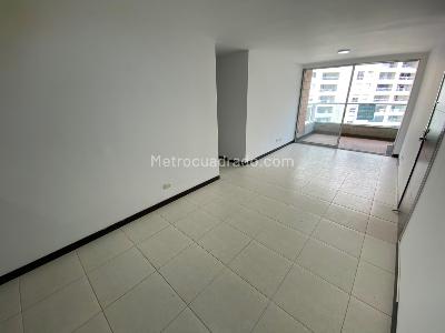 Apartamento de 3 alcobas en venta en San Jose, Sabaneta, 73 m² · foto 6 de 20