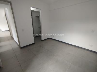 Apartamento de 3 alcobas en arriendo en Las Lomitas, Sabaneta, 89 m² · foto 14 de 17