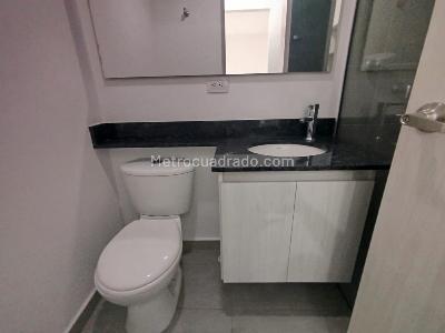 Apartamento de 3 alcobas en arriendo en Las Lomitas, Sabaneta, 89 m² · foto 16 de 17