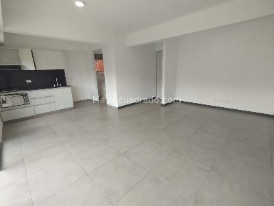 Apartamento de 3 alcobas en arriendo en Las Lomitas, Sabaneta, 89 m² · foto 5 de 17