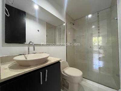 Apartamento de 1 alcoba en arriendo en Los Gonzalez, Medellín, 65 m² · foto 12 de 20