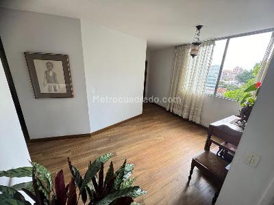 Apartamento de 4 alcobas en arriendo en Manila, Medellín, 230 m² · foto 10 de 20