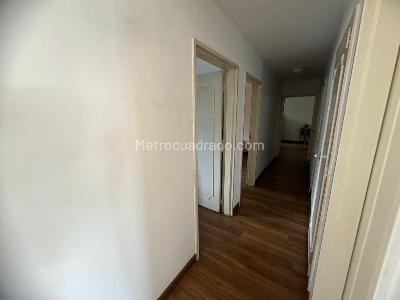Apartamento de 4 alcobas en arriendo en Manila, Medellín, 230 m² · foto 12 de 20