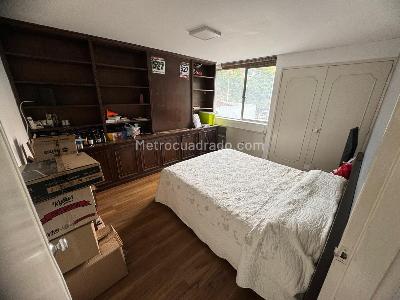 Apartamento de 4 alcobas en arriendo en Manila, Medellín, 230 m² · foto 13 de 20