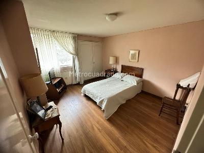 Apartamento de 4 alcobas en arriendo en Manila, Medellín, 230 m² · foto 15 de 20