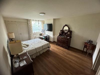 Apartamento de 4 alcobas en arriendo en Manila, Medellín, 230 m² · foto 17 de 20