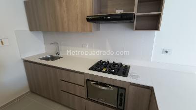 Apartamento de 2 alcobas en arriendo en Ciudad Del Rio, Medellín, 79 m² · foto 2 de 14