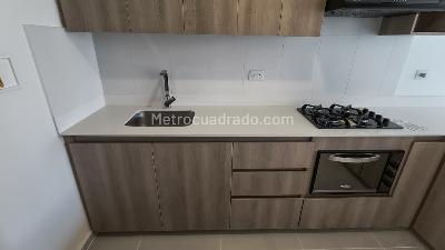 Apartamento de 2 alcobas en arriendo en Ciudad Del Rio, Medellín, 79 m² · foto 4 de 14