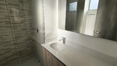 Apartamento de 2 alcobas en arriendo en Ciudad Del Rio, Medellín, 79 m² · foto 12 de 14