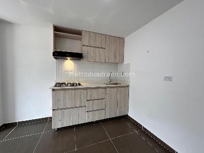 Apartamento de 1 alcoba en venta en Bello, Bello, 40 m² · foto 7 de 20