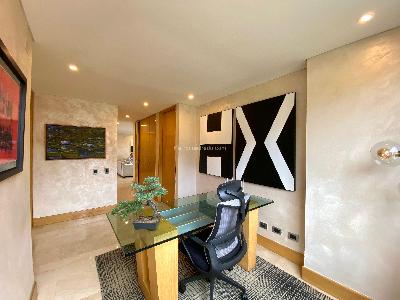 Apartamento de 3 alcobas en arriendo en Los Gonzalez, Medellín, 185 m² · foto 13 de 20
