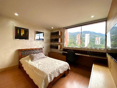 Apartamento de 3 alcobas en arriendo en Los Gonzalez, Medellín, 185 m² · foto 20 de 20