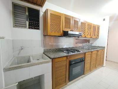 Apartamento de 2 alcobas en arriendo en Provenza, Medellín, 74 m² · foto 4 de 16