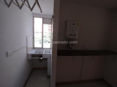 Apartamento de 1 alcoba en arriendo en Loma Del Indio, Medellín, 40 m² · foto 11 de 12