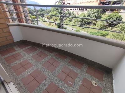 Apartamento de 1 alcoba en arriendo en Loma Del Indio, Medellín, 40 m² · foto 12 de 12