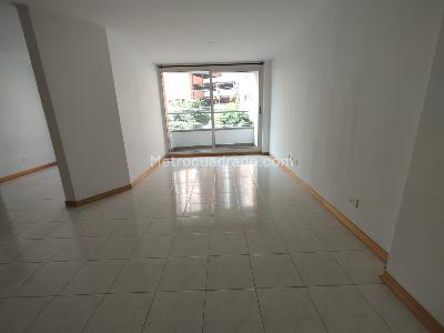 Apartamento de 1 alcoba en arriendo en Loma Del Indio, Medellín, 40 m² · foto 6 de 12