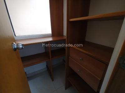 Apartamento de 2 alcobas en arriendo en Loma Del Indio, Medellín, 70 m² · foto 12 de 15