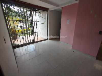 Apartamento de 2 alcobas en arriendo en Loma Del Indio, Medellín, 70 m² · foto 4 de 15