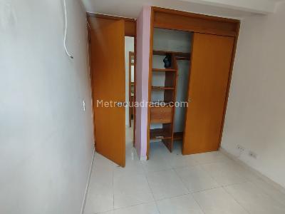 Apartamento de 2 alcobas en arriendo en Loma Del Indio, Medellín, 70 m² · foto 9 de 15
