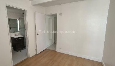 Apartamento de 3 alcobas en arriendo en San Diego, Medellín, 85 m² · foto 13 de 18