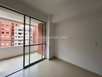 Apartamento de 3 alcobas en venta en Obrero, Bello, 74 m² · foto 9 de 20