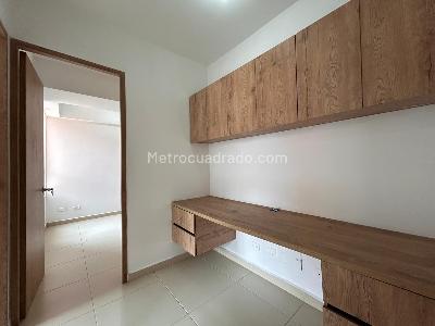 Apartamento de 3 alcobas en venta en Obrero, Bello, 74 m² · foto 14 de 20