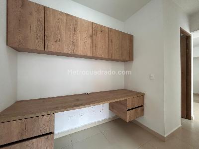 Apartamento de 3 alcobas en venta en Obrero, Bello, 74 m² · foto 15 de 20