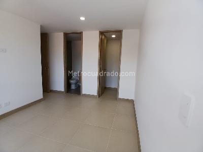 Apartamento de 3 alcobas en arriendo en Laureles, Medellín, 85 m² · foto 10 de 13