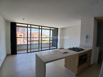 Apartamento de 3 alcobas en arriendo en Laureles, Medellín, 85 m² · foto 2 de 13