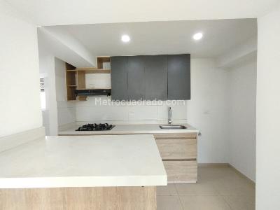 Apartamento de 2 alcobas en arriendo en Las Mercedes, Medellín, 54 m² · foto 3 de 14
