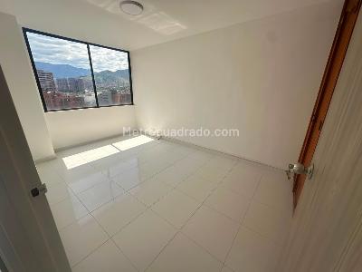 Apartamento en arriendo en El Portal, Envigado · foto 6 de 15