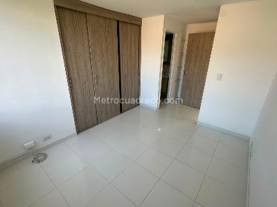 Apartamento en arriendo en El Portal, Envigado · foto 12 de 15