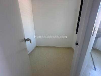 Apartamento en arriendo en El Portal, Envigado · foto 15 de 15
