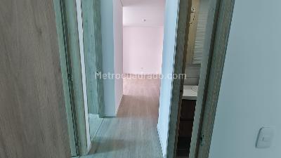 Apartamento en arriendo en San Antonio Norte, Bogotá · foto 6 de 16