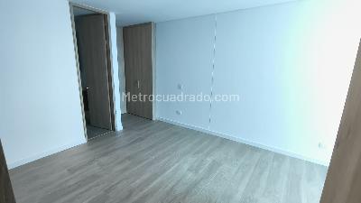 Apartamento en arriendo en San Antonio Norte, Bogotá · foto 12 de 16