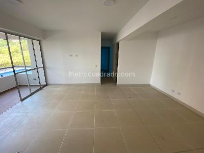 Apartamento de 3 alcobas en arriendo en Las Lomitas, Sabaneta, 85 m² · foto 5 de 18